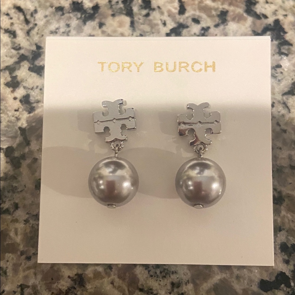 Tory Burch New Silver Pearl Earrings